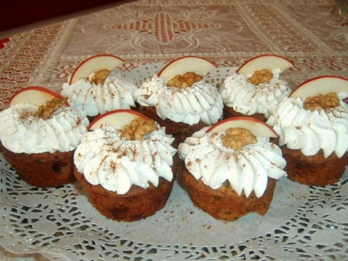 Muffin - Almás-diós muffin